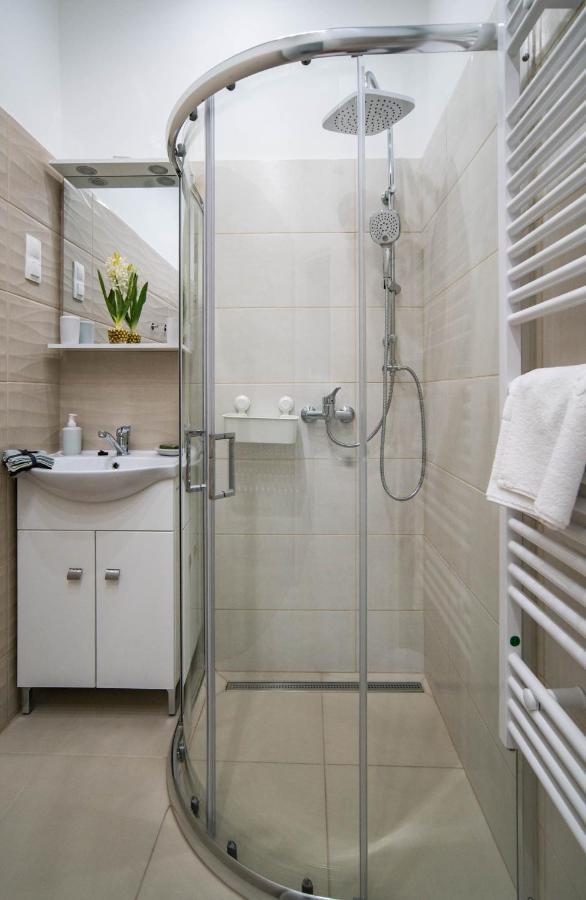Free Parking! Linden Apartment, Ac, Smart Tv, Wifi Budapest Exteriör bild